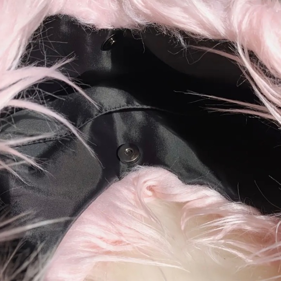 New! X-Large light Pink Hobo Bag Mod 60's style Furry Fluffy - Picture 3 of 4